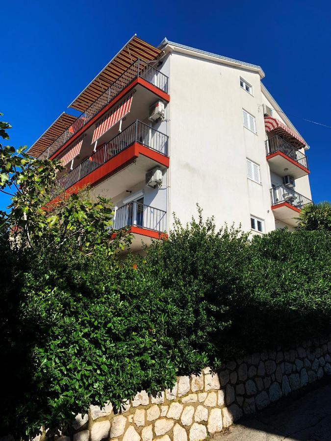 Apartments Julija Crikvenica Eksteriør bilde