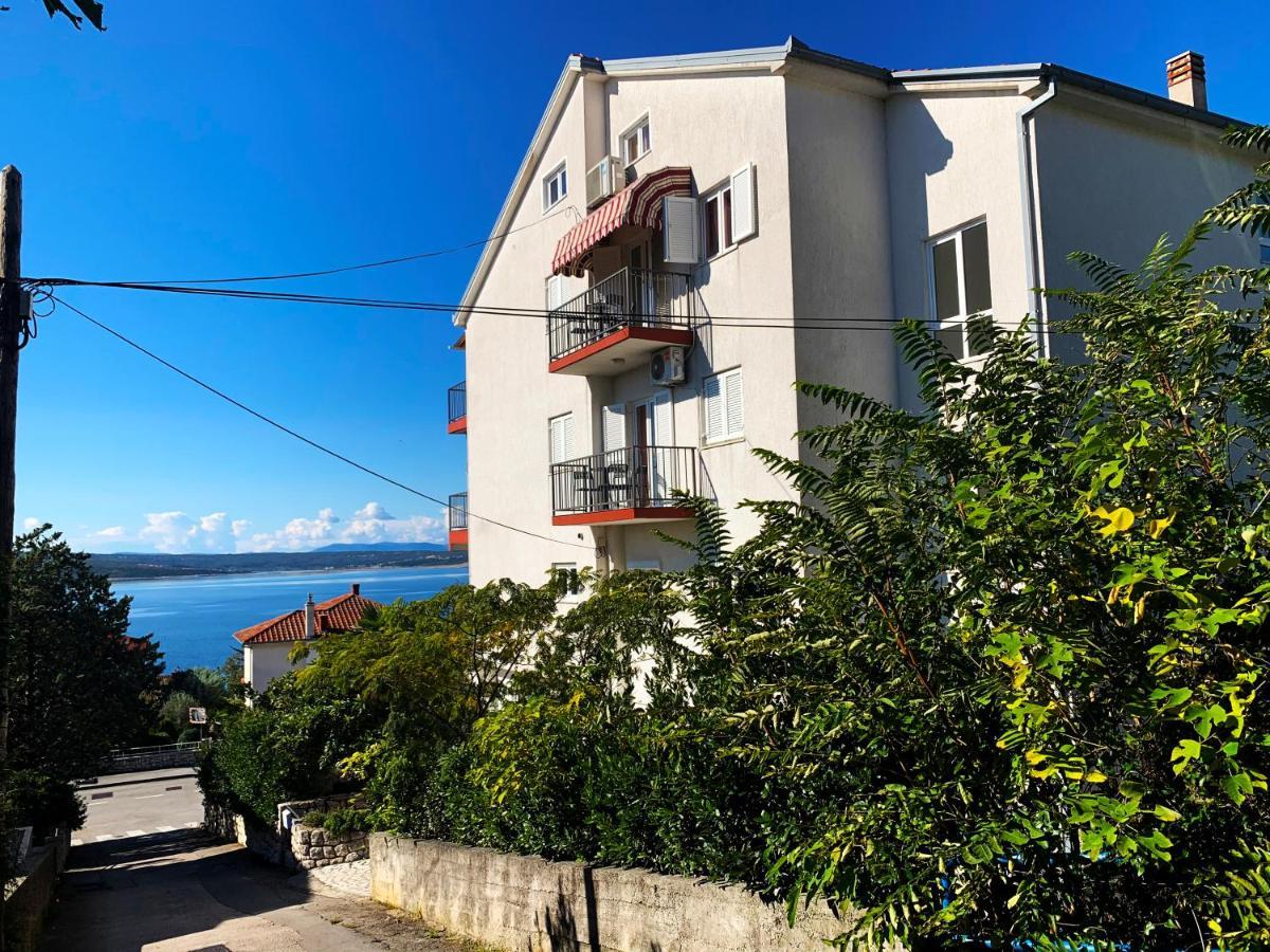 Apartments Julija Crikvenica Eksteriør bilde