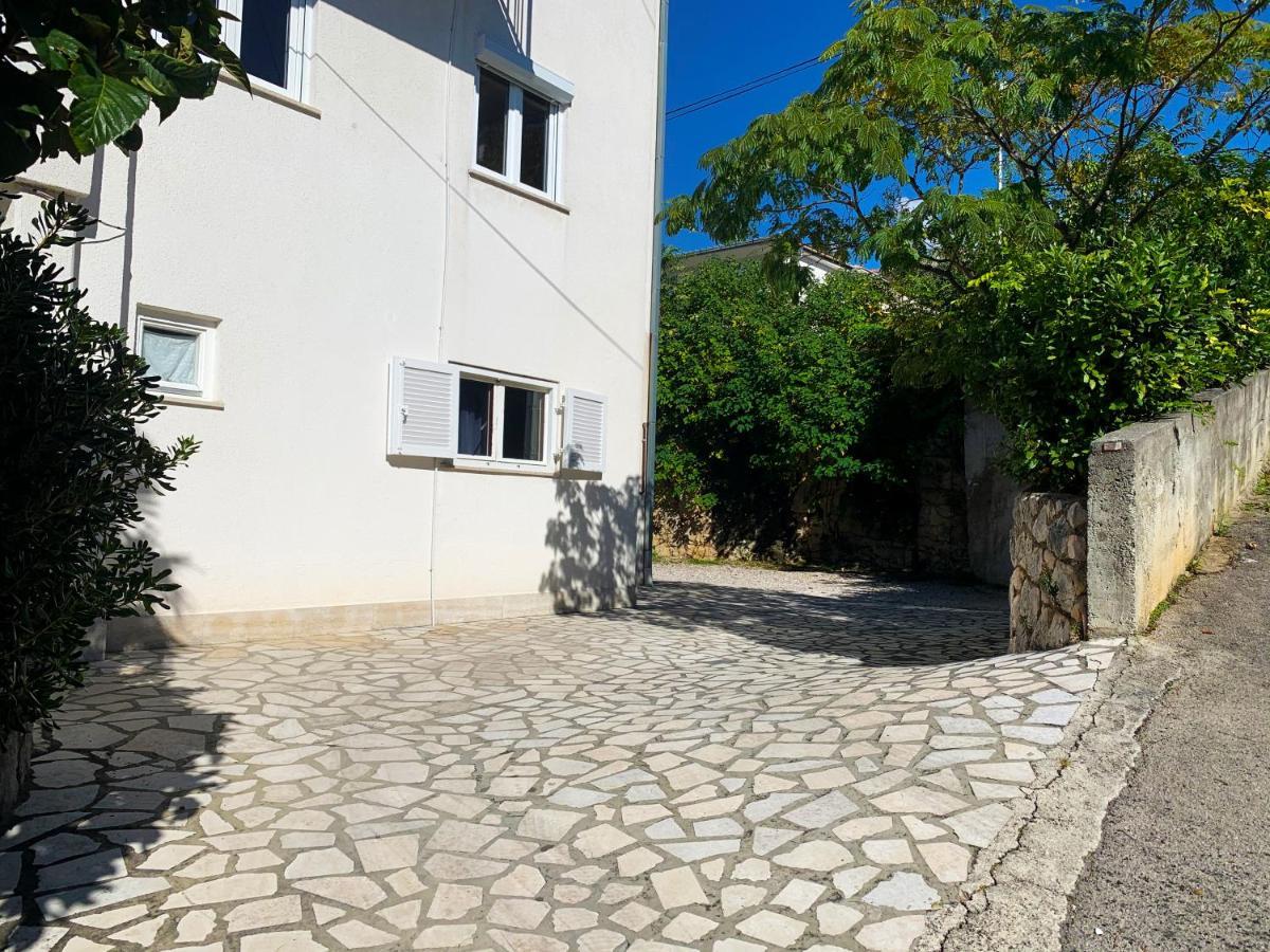 Apartments Julija Crikvenica Eksteriør bilde
