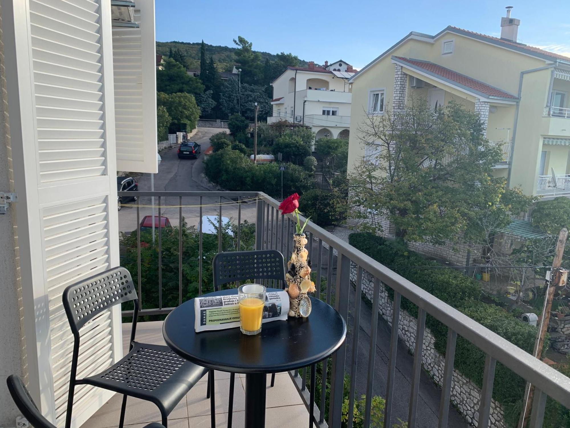 Apartments Julija Crikvenica Rom bilde